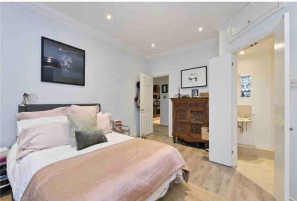 Beautiful 2 Bed/ 2 Bath Notting Hill Garden Flat Appartamento *